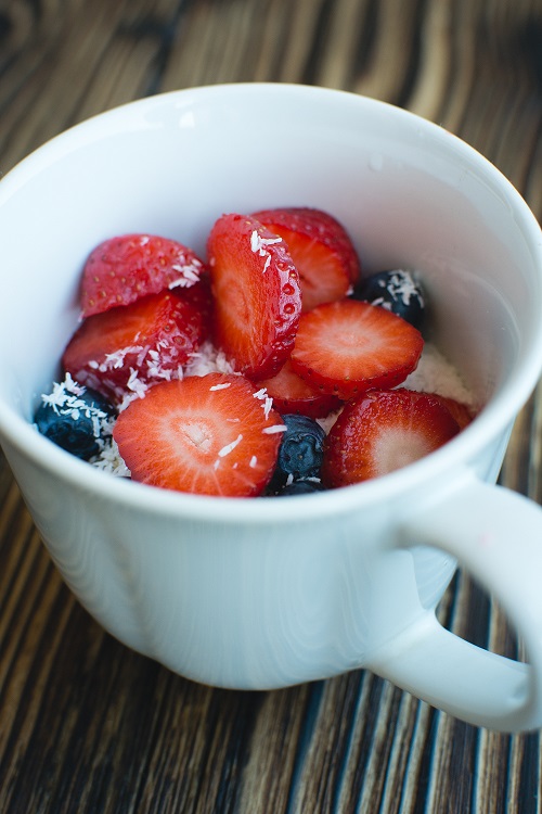 Foodiesfeed.com Oatmeal Berries Coconut Cup.jpg